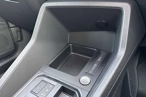 DA26UJG Volkswagen Caddy C20 Cargo Commerce Maxi Pro SWB 150 PS 1.5 TSI eHybrid 6sp DSG - Del Mileag Thumbnail #36