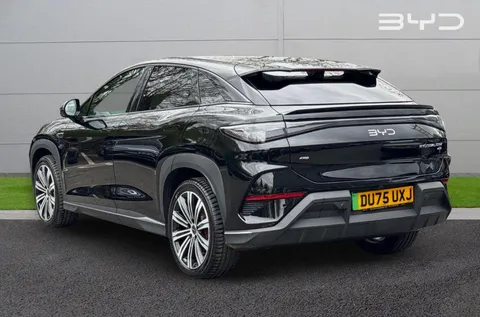 DU75UXJ BYD Sealion 7 91.3kWh Excellence Auto AWD 5dr Thumbnail #4