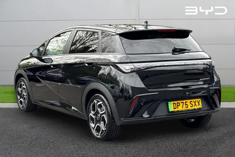  BYD Dolphin 60.48kWh Design Auto 5dr Thumbnail #4