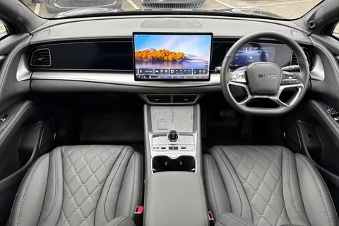 DU75UXJ BYD Sealion 7 91.3kWh Excellence Auto AWD 5dr Thumbnail #8