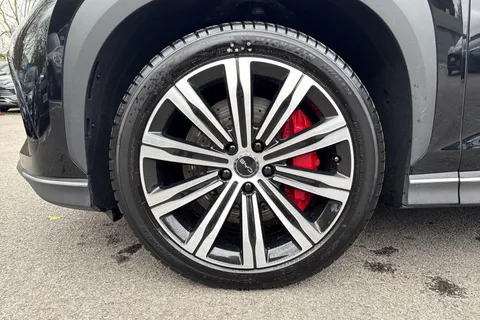 DU75UXJ BYD Sealion 7 91.3kWh Excellence Auto AWD 5dr Thumbnail #27