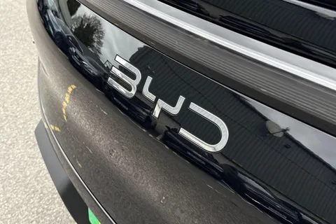 DU75UXJ BYD Sealion 7 91.3kWh Excellence Auto AWD 5dr Thumbnail #45