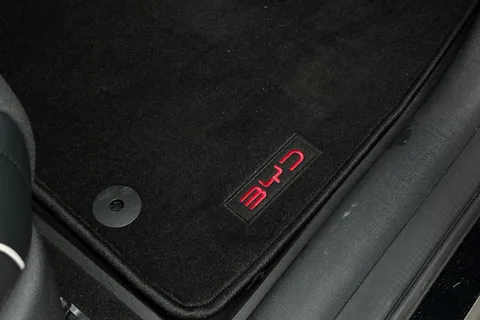  BYD Dolphin 60.48kWh Design Auto 5dr Thumbnail #46