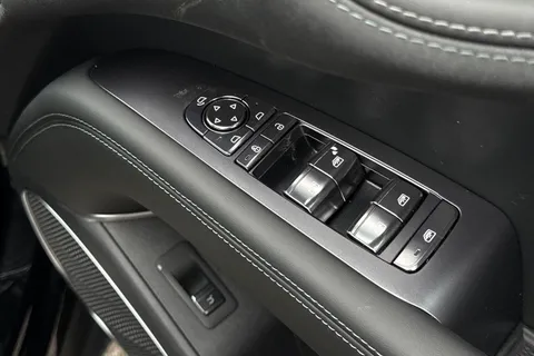 DU75UXJ BYD Sealion 7 91.3kWh Excellence Auto AWD 5dr Thumbnail #51