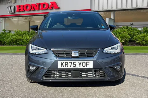 KR75YOF SEAT Ibiza 1.0 TSI FR DSG Euro 6 (s/s) 5dr Thumbnail #5