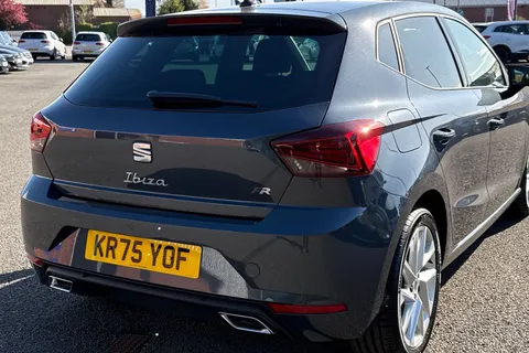 KR75YOF SEAT Ibiza 1.0 TSI FR DSG Euro 6 (s/s) 5dr Thumbnail #11