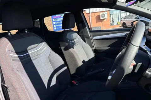 KR75YOF SEAT Ibiza 1.0 TSI FR DSG Euro 6 (s/s) 5dr Thumbnail #25