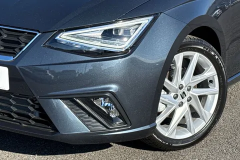 KR75YOF SEAT Ibiza 1.0 TSI FR DSG Euro 6 (s/s) 5dr Thumbnail #27