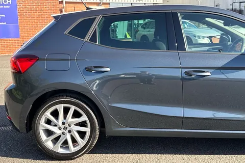 KR75YOF SEAT Ibiza 1.0 TSI FR DSG Euro 6 (s/s) 5dr Thumbnail #31