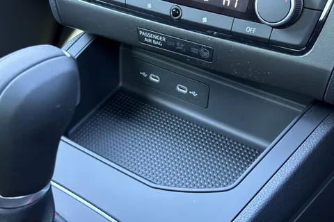 KR75YOF SEAT Ibiza 1.0 TSI FR DSG Euro 6 (s/s) 5dr Thumbnail #43