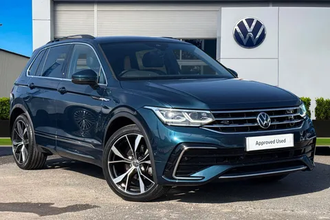 CX21TYA Volkswagen Tiguan 2.0 TDI R-Line 5dr DSG ⭐1 Year VW Warranty⭐ Thumbnail #2