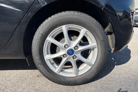 BN69PGE Ford Fiesta 1.1 Ti-VCT Zetec Euro 6 (s/s) 5dr Thumbnail #8