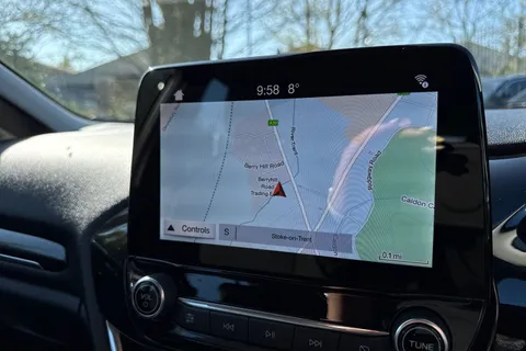 BN69PGE Ford Fiesta 1.1 Ti-VCT Zetec Euro 6 (s/s) 5dr Thumbnail #13