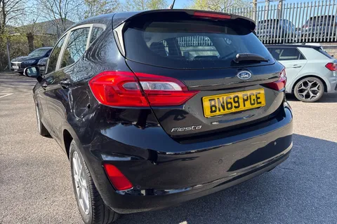 BN69PGE Ford Fiesta 1.1 Ti-VCT Zetec Euro 6 (s/s) 5dr Thumbnail #17