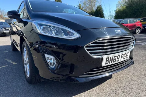 BN69PGE Ford Fiesta 1.1 Ti-VCT Zetec Euro 6 (s/s) 5dr Thumbnail #18