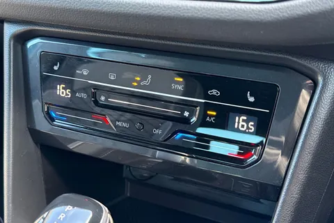 CX21TYA Volkswagen Tiguan 2.0 TDI R-Line 5dr DSG ⭐1 Year VW Warranty⭐ Thumbnail #23