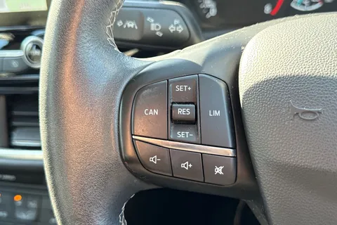 BN69PGE Ford Fiesta 1.1 Ti-VCT Zetec Euro 6 (s/s) 5dr Thumbnail #29