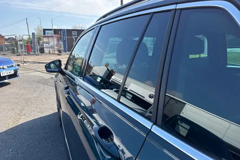 CX21TYA Volkswagen Tiguan 2.0 TDI R-Line 5dr DSG ⭐1 Year VW Warranty⭐ Thumbnail #34