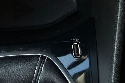 BN69PGE Ford Fiesta 1.1 Ti-VCT Zetec Euro 6 (s/s) 5dr Thumbnail #43