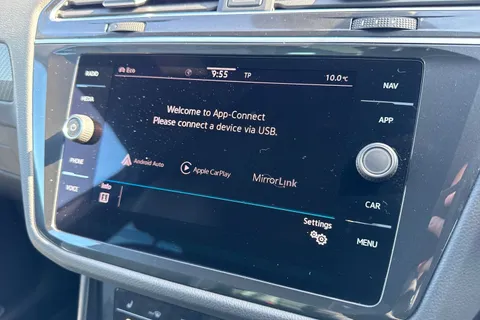 CX21TYA Volkswagen Tiguan 2.0 TDI R-Line 5dr DSG ⭐1 Year VW Warranty⭐ Thumbnail #53