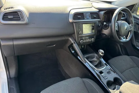 SK66KXT Renault Kadjar 1.5 dCi Dynamique Nav Euro 6 (s/s) 5dr Thumbnail #16