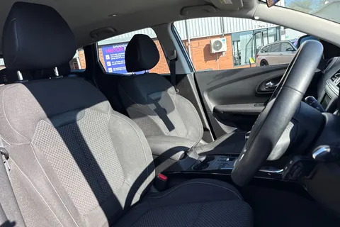 SK66KXT Renault Kadjar 1.5 dCi Dynamique Nav Euro 6 (s/s) 5dr Thumbnail #25