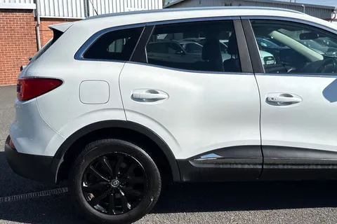 SK66KXT Renault Kadjar 1.5 dCi Dynamique Nav Euro 6 (s/s) 5dr Thumbnail #31