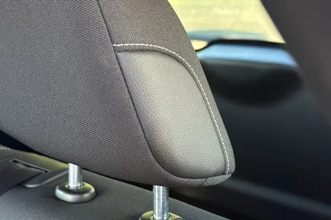 SK66KXT Renault Kadjar 1.5 dCi Dynamique Nav Euro 6 (s/s) 5dr Thumbnail #36