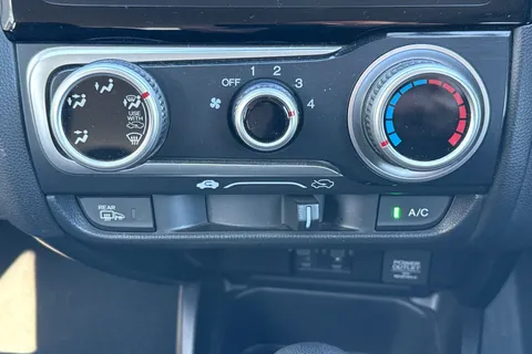 AP66OAY Honda Jazz 1.3 SE 5dr CVT Thumbnail #21