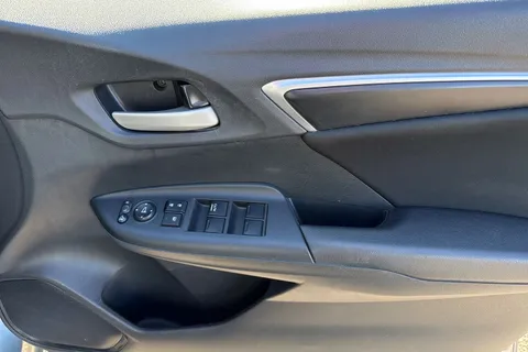 AP66OAY Honda Jazz 1.3 SE 5dr CVT Thumbnail #23