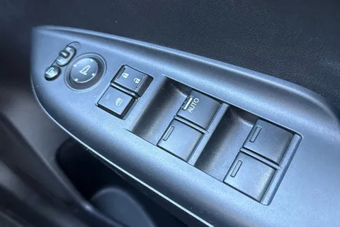 AP66OAY Honda Jazz 1.3 SE 5dr CVT Thumbnail #32