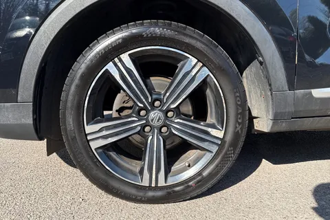 DS18ULZ MG Mg Zs 1.5 VTi-TECH Exclusive Euro 6 (s/s) 5dr Thumbnail #8