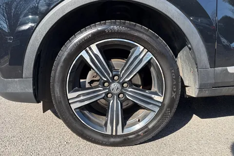 DS18ULZ MG Mg Zs 1.5 VTi-TECH Exclusive Euro 6 (s/s) 5dr Thumbnail #24