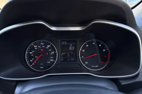 DS18ULZ MG Mg Zs 1.5 VTi-TECH Exclusive Euro 6 (s/s) 5dr Thumbnail #30