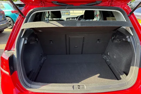 ND67URJ Volkswagen Golf 1.4 TSI SE [Nav] 5dr Thumbnail #8