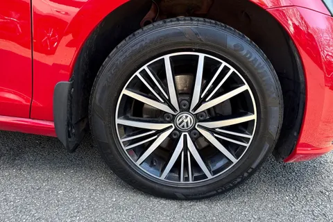 ND67URJ Volkswagen Golf 1.4 TSI SE [Nav] 5dr Thumbnail #11