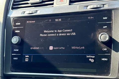 ND67URJ Volkswagen Golf 1.4 TSI SE [Nav] 5dr Thumbnail #30