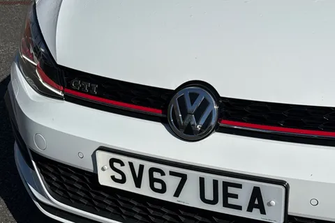 SV67UEA Volkswagen Golf 2.0 TSI BlueMotion Tech GTI Euro 6 (s/s) 5dr Thumbnail #28