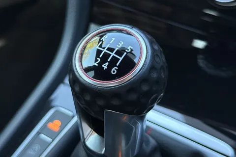 SV67UEA Volkswagen Golf 2.0 TSI BlueMotion Tech GTI Euro 6 (s/s) 5dr Thumbnail #46