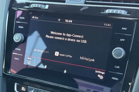 SV67UEA Volkswagen Golf 2.0 TSI BlueMotion Tech GTI Euro 6 (s/s) 5dr Thumbnail #50