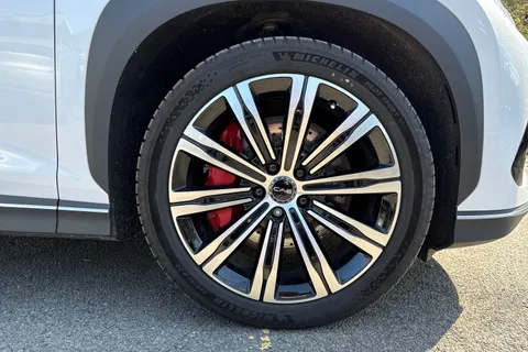 LF25MMR BYD Sealion 7 82.5kWh Design Auto AWD 5dr Thumbnail #8