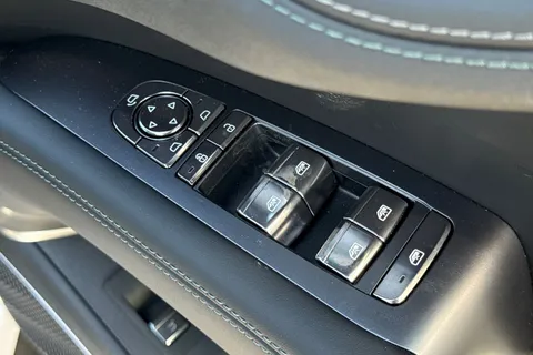 LF25MMR BYD Sealion 7 82.5kWh Design Auto AWD 5dr Thumbnail #19