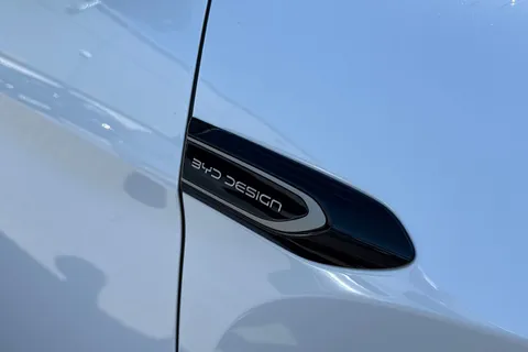 LF25MMR BYD Sealion 7 82.5kWh Design Auto AWD 5dr Thumbnail #28