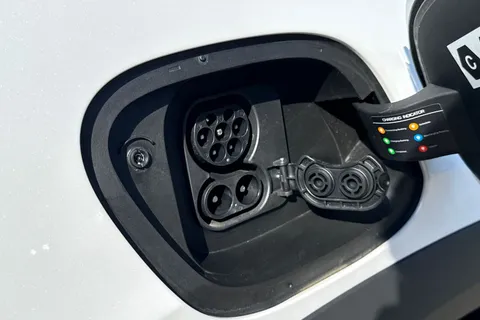 LF25MMR BYD Sealion 7 82.5kWh Design Auto AWD 5dr Thumbnail #31