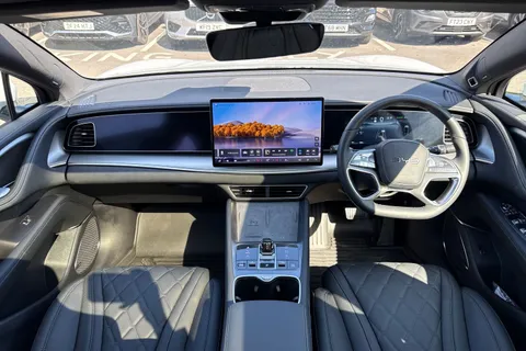 LF25MMR BYD Sealion 7 82.5kWh Design Auto AWD 5dr Thumbnail #46