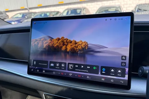 LF25MMR BYD Sealion 7 82.5kWh Design Auto AWD 5dr Thumbnail #49