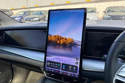 LF25MMR BYD Sealion 7 82.5kWh Design Auto AWD 5dr Thumbnail #50