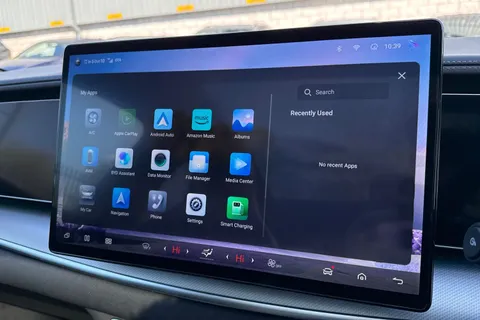 LF25MMR BYD Sealion 7 82.5kWh Design Auto AWD 5dr Thumbnail #54