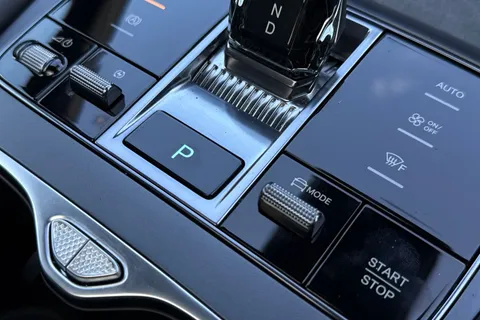 LF25MMR BYD Sealion 7 82.5kWh Design Auto AWD 5dr Thumbnail #56