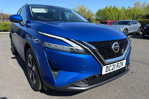 DC21RZK Nissan Qashqai 1.3 DIG-T MHEV Premiere Edition Euro 6 (s/s) 5dr Thumbnail #10